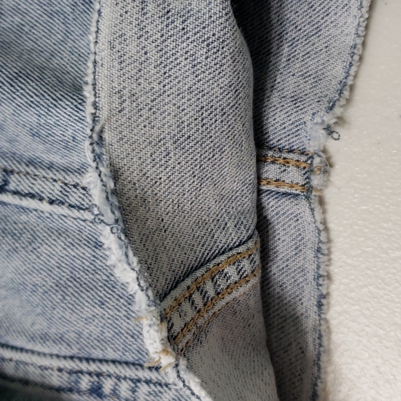 HOLLISTER light wash denim jacket - Picture 15 of 15